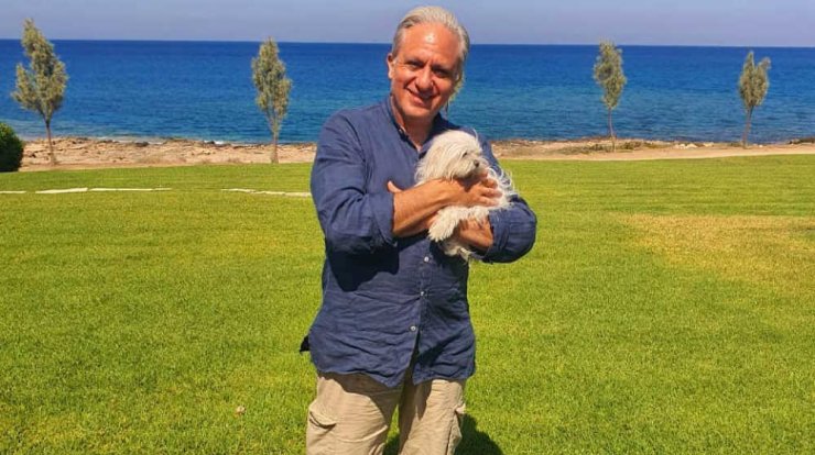 Νίκος Τορναρίτης: Δέχτηκε "επίθεση" από κοάλα ενώ πόζαρε δίπλα του! [βίντεο]