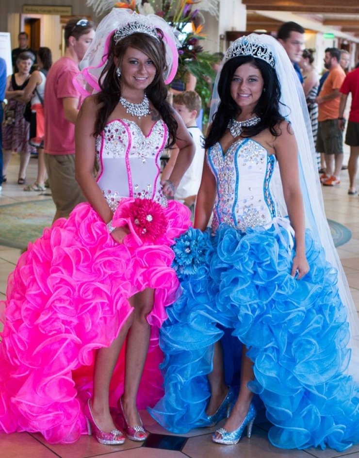 Τα 14 πιο κακόγουστα νυφικά που είδατε ποτέ! [εικόνες] 