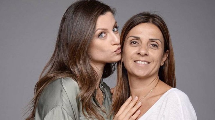 Νίκη Δραγούμη: Η συγκινητική σχέση με τη μητέρα της! [βίντεο]