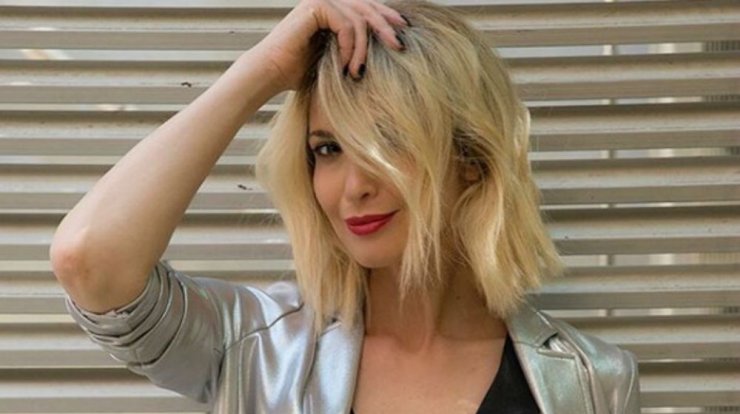 Νίκη Κάρτσωνα: Ο γιος της έγινε 10 ετών και μας έδειξε το πρόσωπό του! 