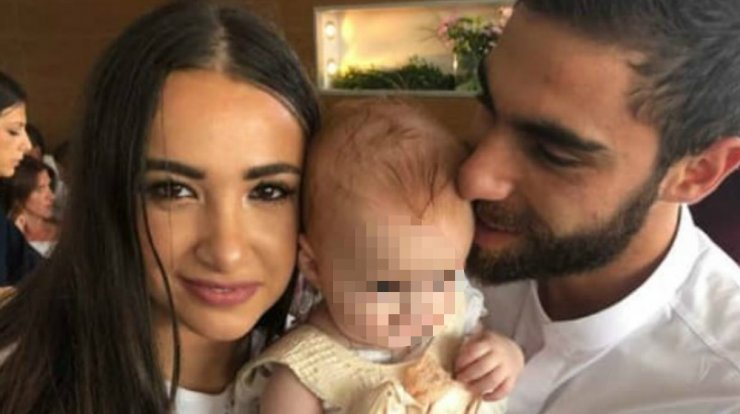 Νικόλας Εγγλέζου: Παιχνίδι στην κούνια με την κορούλα του! [εικόνες]