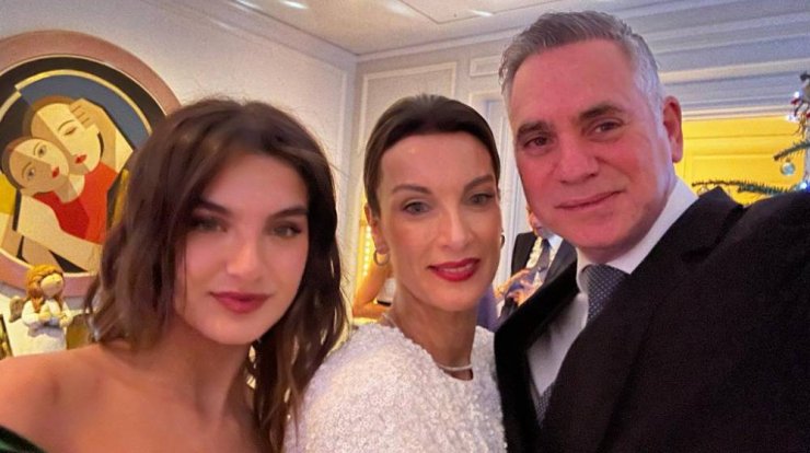 Νικόλας – Γιώτα Παπαδοπούλου: Η κόρη τους Έλενα έγινε 18 ετών [εικόνες]