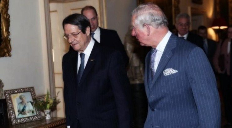 Συνάντηση Αναστασιάδη – Καρόλου: Η chic εμφάνιση της Πρώτης Κυρίας, Άντρης Αναστασιάδη