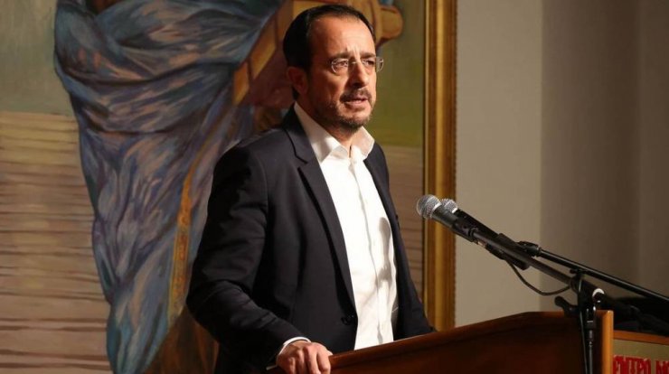 Νίκος Χριστοδουλίδης: Η εικόνα που μοιράστηκε από το παρελθόν και δυσκολευτήκαμε να τον αναγνωρίσουμε 