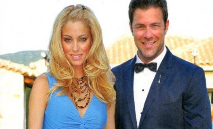 Η πικρή αλήθεια για τον χωρισμό Χολίδη-Νομικού