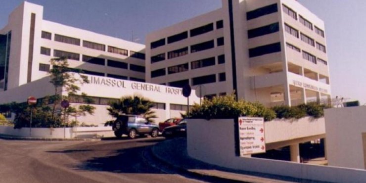 Στην εντατική πεζός που παρασύρθηκε απο όχημα στη Λεμεσό