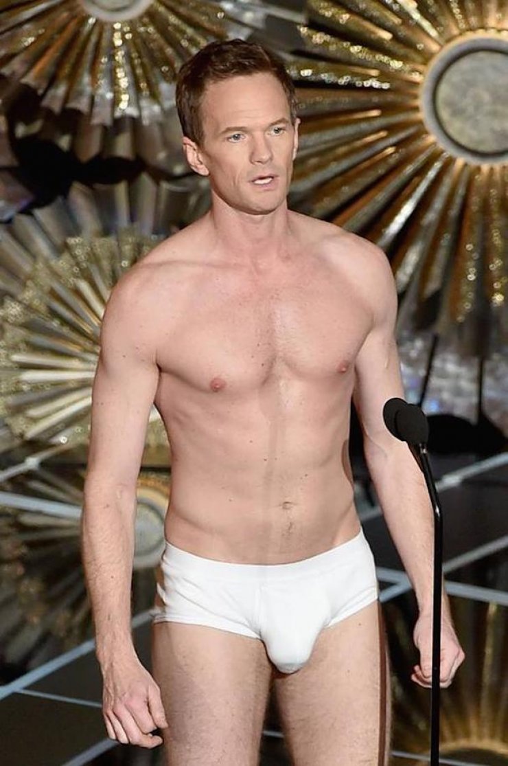 Οσκαρ 2015: Γυμνός στη σκηνή ο Neil Patrick Harris [εικόνες]