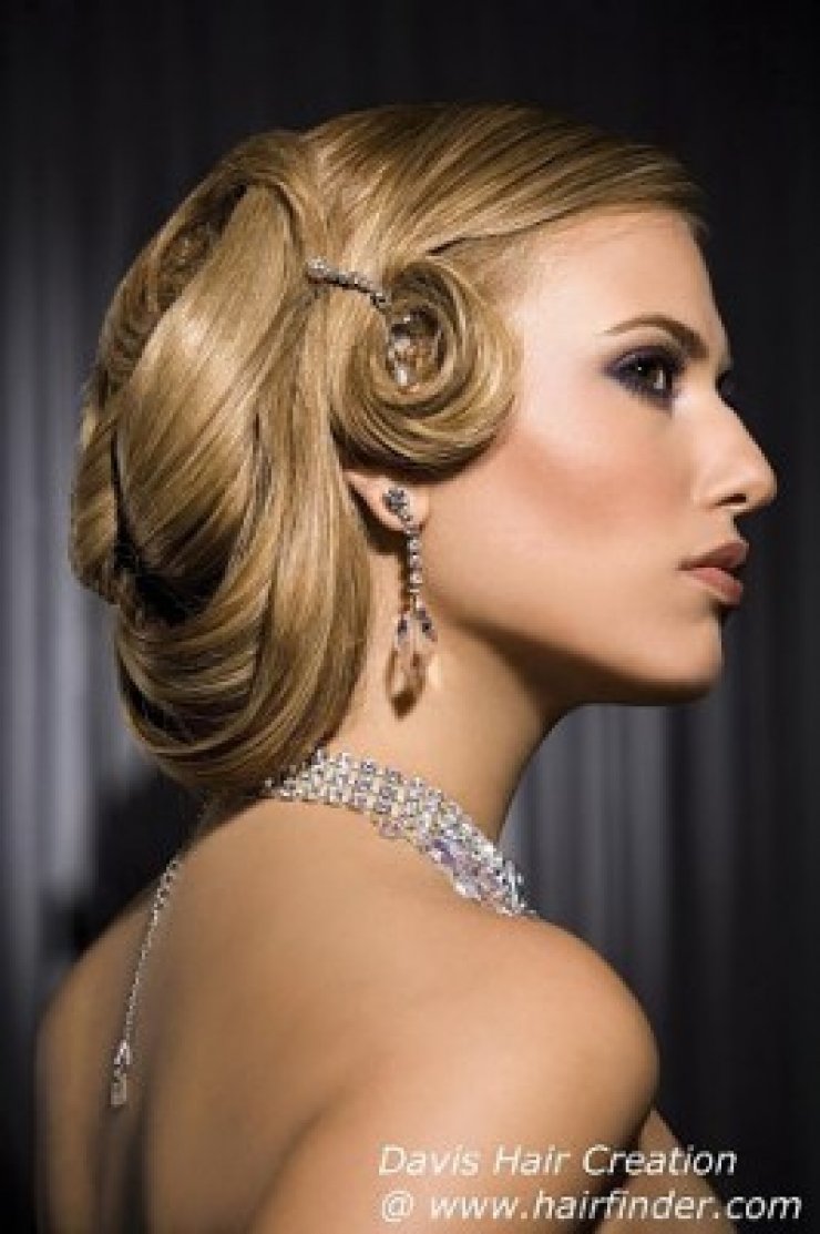 Νυφικά χτενίσματα δια χειρός Davis Biton