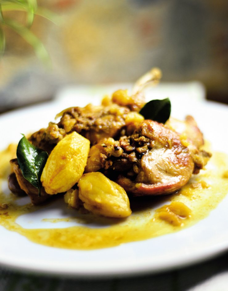 Κουνέλι στην κατσαρόλα με πατάτες και ξύδι