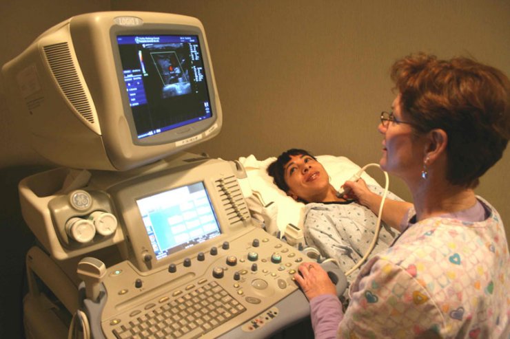 Έγχρωμο υπερηχογράφημα: η «χρυσή» μέθοδος διάγνωσης της καρωτιδικής νόσου