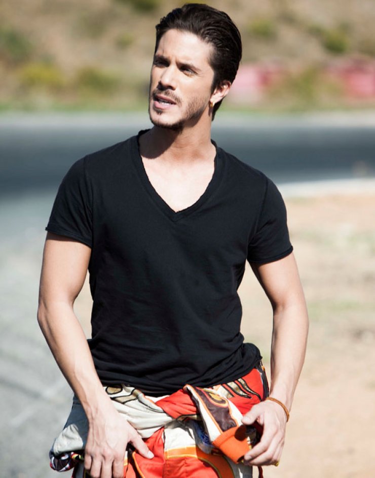 Νίκος Οικονομόπουλος: Απαντά πρώτη φορά στα δημοσιεύματα για την προσωπική του ζωή!