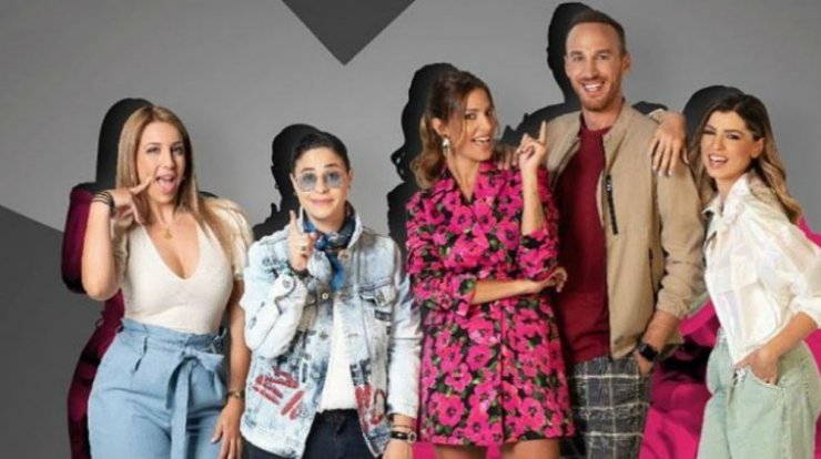 Η παρουσιάστρια που έκανε "έφοδο" στον αέρα της εκπομπής "Όλα Καλά" [βίντεο]