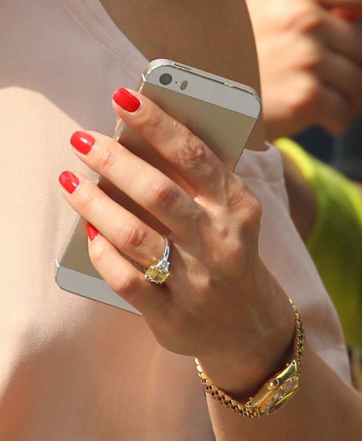 Σε ποιαν διάσημη ανήκει αυτή η κοτρόνα; [εικόνες]