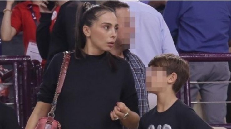 Ολυμπία Χοψονίδου: Το λάθος που έκανε στην τούρτα για τα γενέθλια του γιου της [εικόνες]