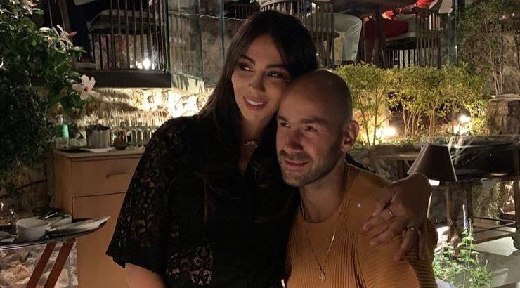 Ολυμπία Χοψονίδου: Μας έδειξε πως πακετάρει μία βαλίτσα για τις διακοπές και για τα έξι της παιδιά [εικόνα & βίντεο]