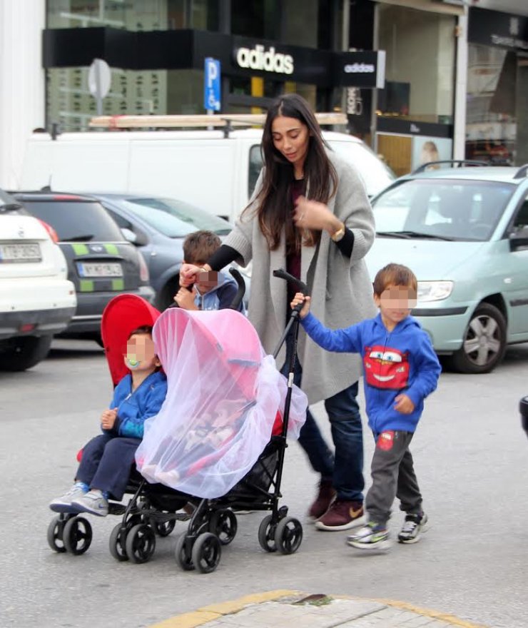 Ολυμπία Χοψονίδου: Μας δείχνει πρώτη φορά το πρόσωπο της νεογέννητης κορούλας της!