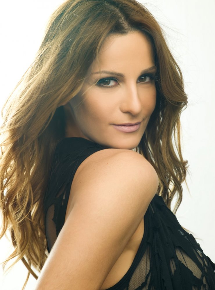 Δέσποινα Ολυμπίου: Το ατύχημα και η ακύρωση της συναυλίας της! 