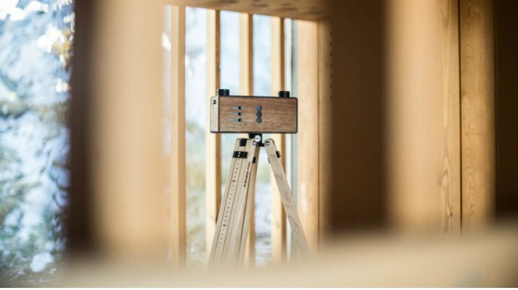 Ξύλινη φωτογραφική χωρίς φακό, χωρίς καθρέπτη και χωρίς μπαταρίες!