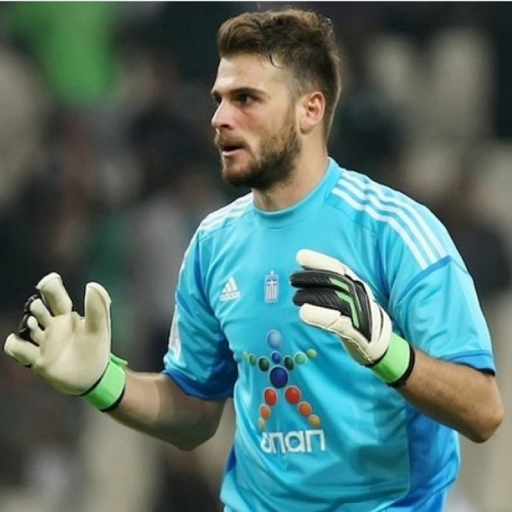 Ορέστης Καρνέζης: Ο πιο sexy ποδοσφαιριστής του Mundial 2014 είναι Έλληνας!