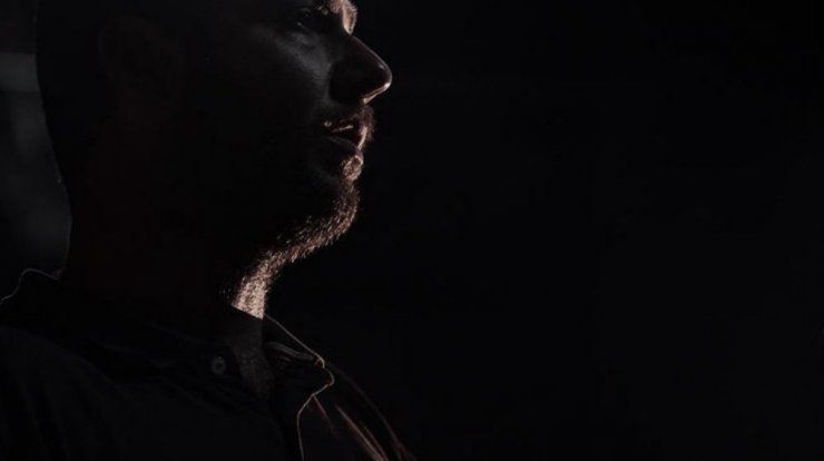 Φήμες χωρισμού για Έλληνα ηθοποιό ένα χρόνο μετά τον γάμο του!
