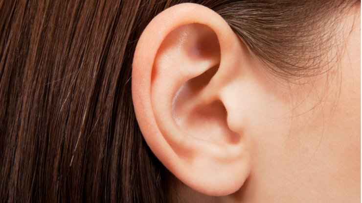 Ωτοπλαστική: Η επέμβαση που διορθώνει τα πεταχτά αυτιά