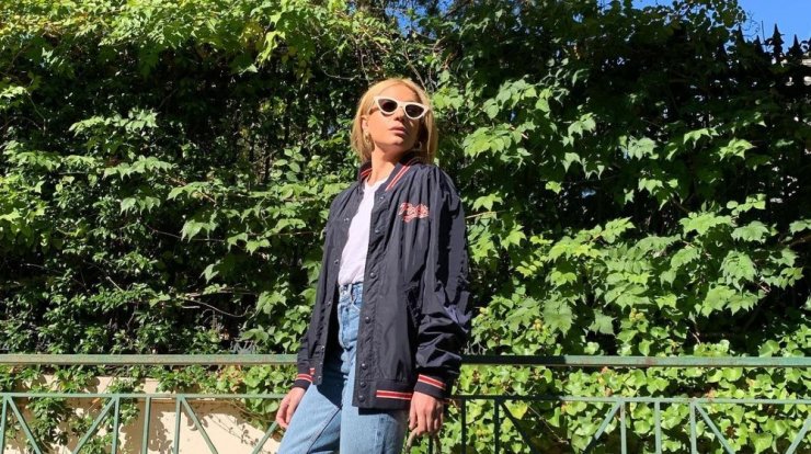 Το designer floral φόρεμα της Ουρανίας Χατζημιχαήλ