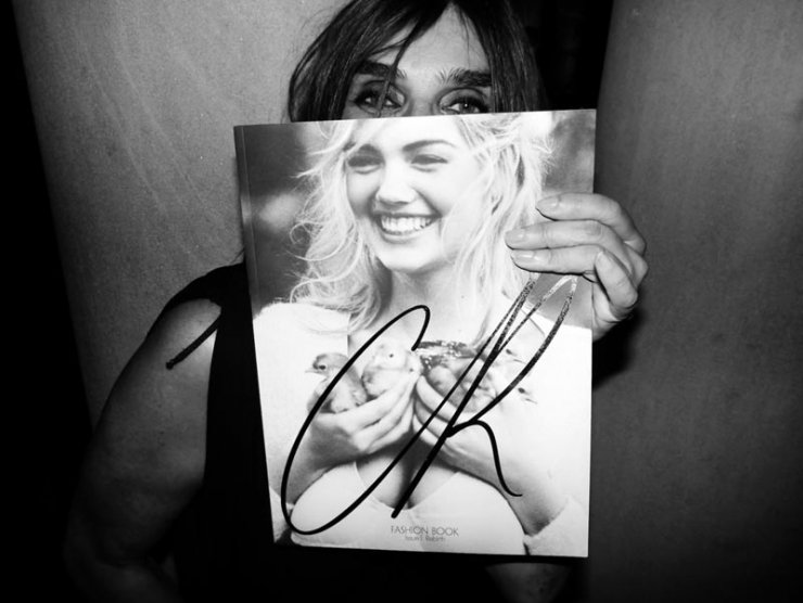 Carine Roitfeld: Το νέο της περιοδικό!