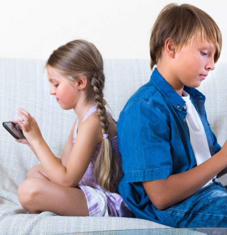 Ηλεκτρομαγνητική ακτινοβολία (wifi, tablets, κινητά). Πως να προστατέψουμε τα παιδιά μας