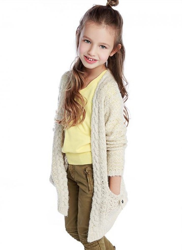 Το 8χρόνο κορίτσι - μοντέλο από την Ελλάδα που υπέγραψε συμβόλαιο με γερμανική εταιρεία 