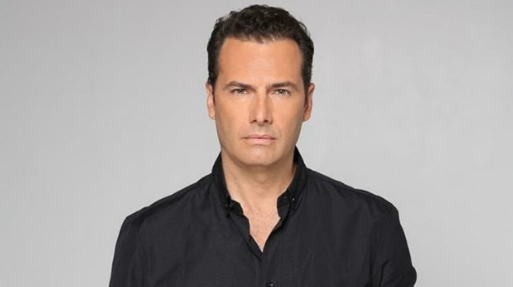 Παναγιώτης Μπουγιούρης: Τι συνέβη όταν τρίτο πρόσωπο "εισέβαλε" στη σχέση του! [βίντεο]