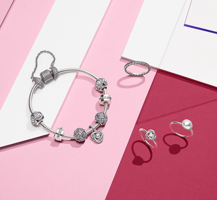 Η PANDORA γιορτάζει την ημέρα της μητέρας μέσα από μια ξεχωριστή συλλογή