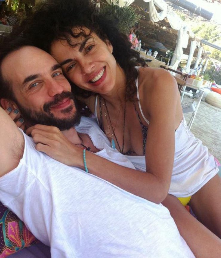 Πάνος Μουζουράκης: Μιλάει πρώτη φορά μετά τις φήμες για το χωρισμό του με τη Μαρία Σολωμού