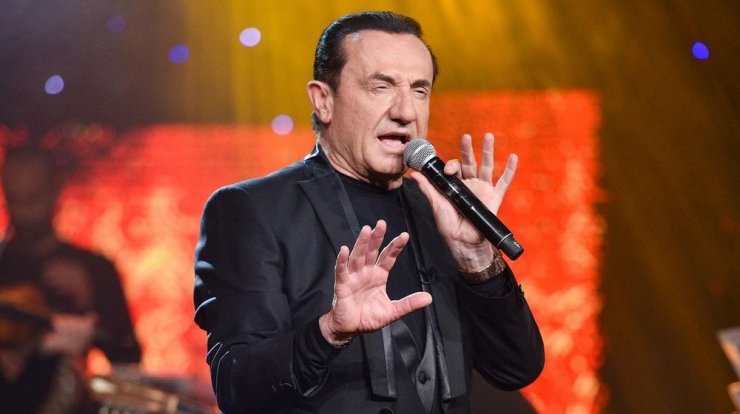 Λευτέρης Πανταζής: Η αγγελία για εξεύρεση νύφης με σκοπό τον γάμο! [βίντεο]