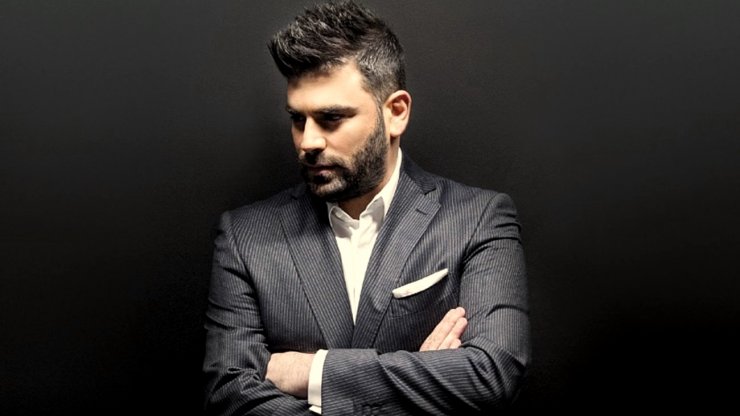 Η γενέθλια τούρτα θαυμάστριας με το πρόσωπο του Παντελή Παντελίδη