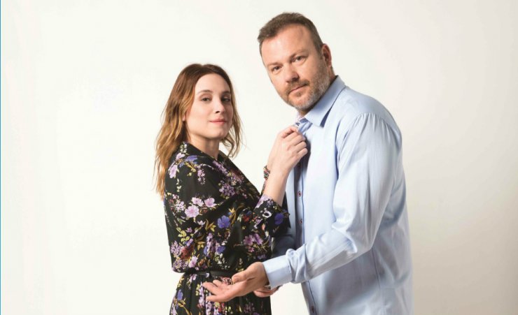 "Παντρεμένοι κι οι δυο": Λίγο πριν κάνει πρεμιέρα η σειρά του ΣΙΓΜΑ οι πρωταγωνιστές μιλούν on camera!