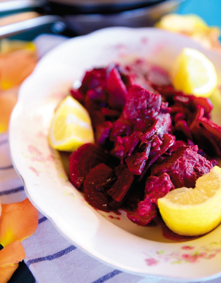 Παντζάρια με κρέας χοιρινό