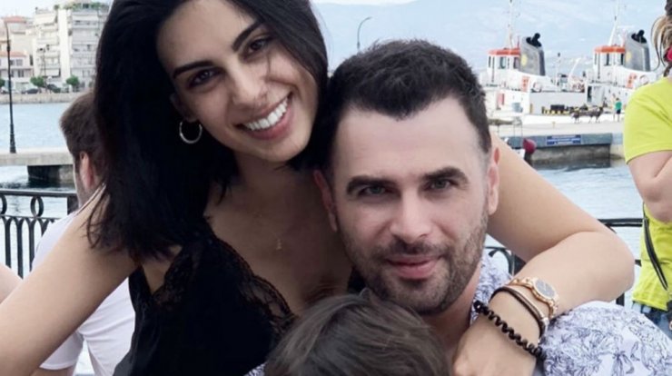 Γιώργος Παπαδόπουλος – Γαλάτεια Βασιλειάδη: Χορεύουν στο αυτοκίνητο με τον γιο τους! [βίντεο]