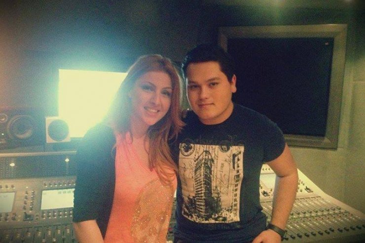 The Voice: Δείτε τι συμβαίνει στις πρόβες της Έλενας Παπαρίζου με τον Γιούρι 