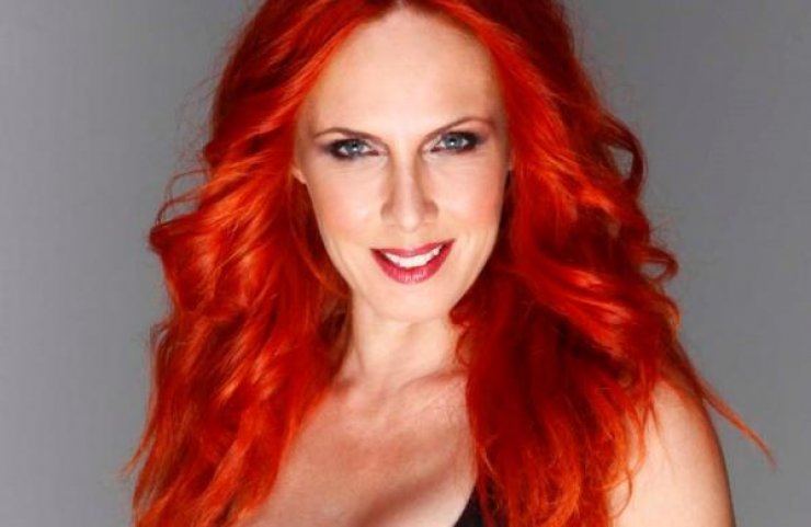 Eβελίνα Παπούλια: "Ξεφτιλίστηκα στο..."