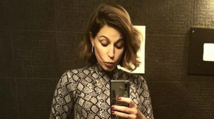 Κατερίνα Παπουτσάκη: Μας βάζει στο παιδικό δωμάτιο του μωρού που περιμένει!