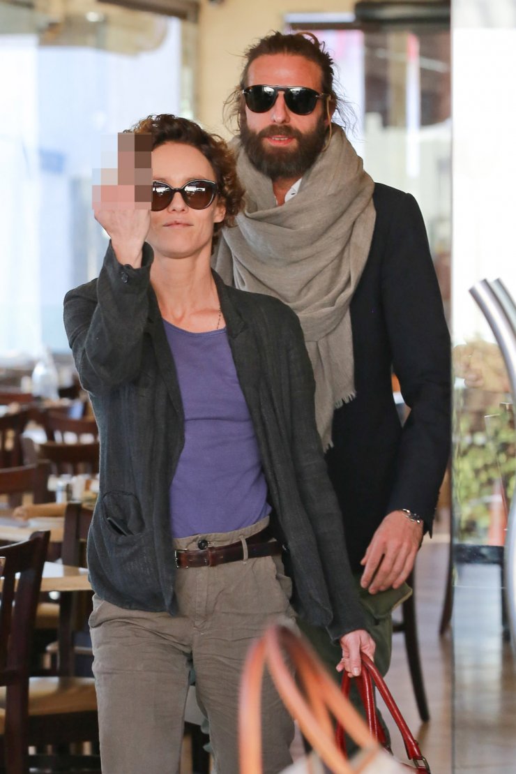 Άσεμνη χειρονομία από σταρ του Hollywood 