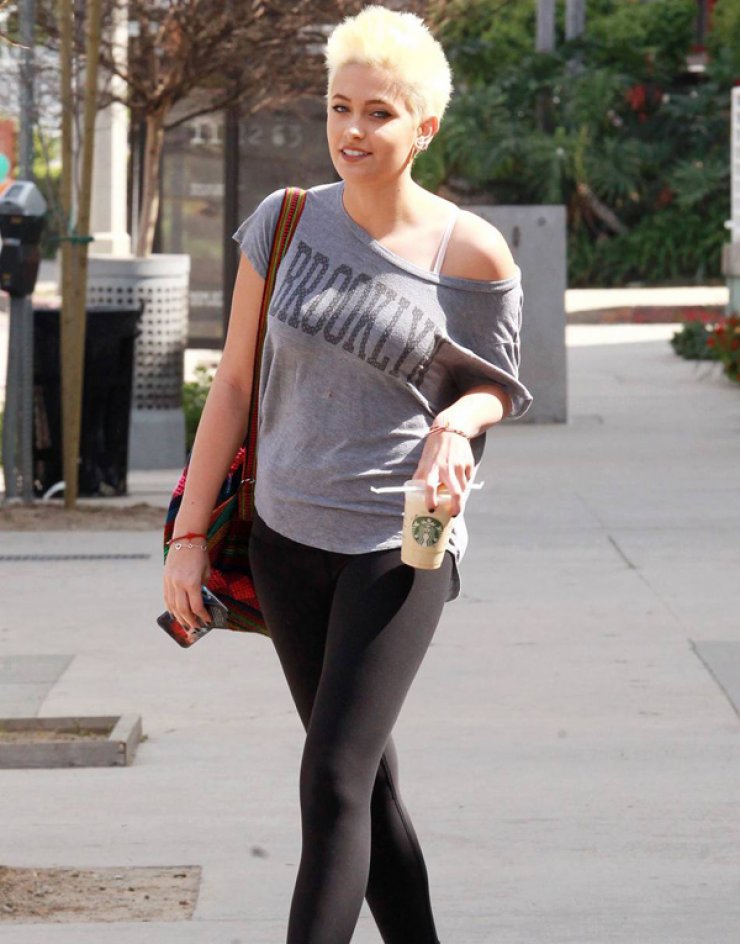 "Προσπάθησα να αυτοκτονήσω" - Η κόρη του Michael Jackson λυγίζει μπροστά στην κάμερα