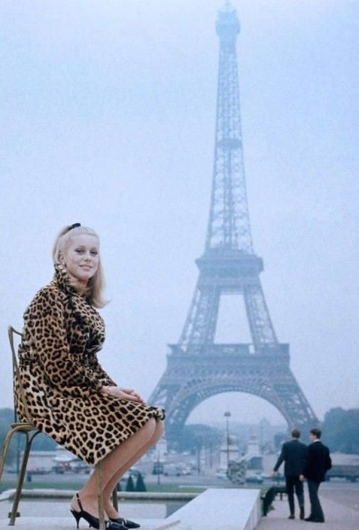 Επτά στιλιστικά λάθη που δεν θα έκανε ποτέ μια γυναίκα από το Παρίσι