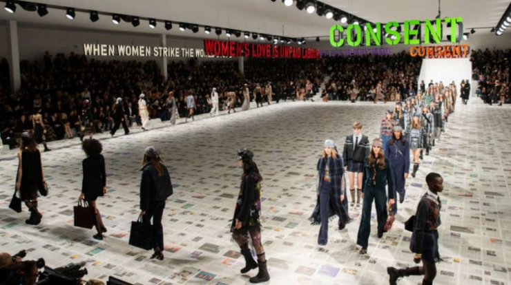 Τα looks που μπορείς να αντιγράψεις κατευθείαν από τις πασαρέλες του Παρισιού