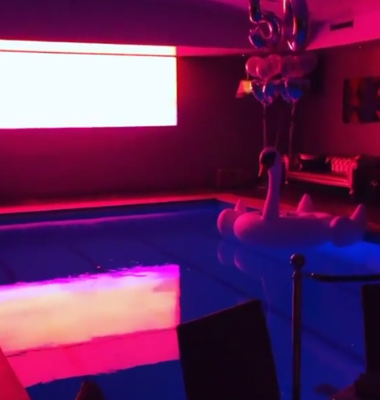 Το εντυπωσιακό πάρτι που έκανε επώνυμη Κύπρια στο Λονδίνο! [βίντεο & εικόνες]