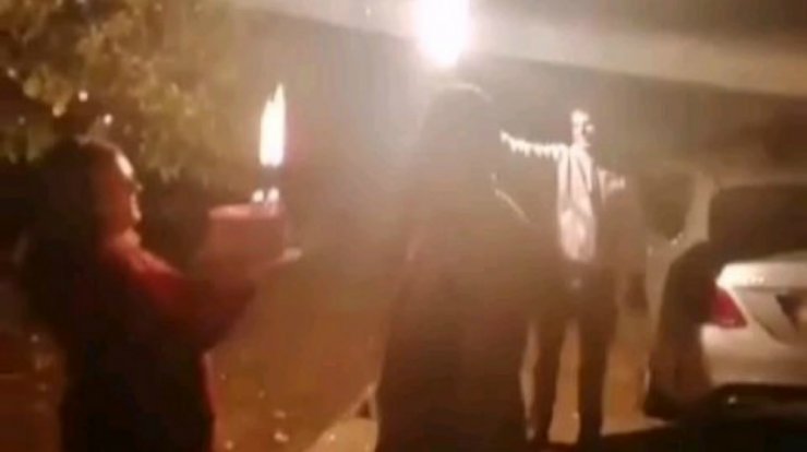 Πάρτι έκπληξη με βεγγαλικά για τα 40α γενέθλια του συζύγου επώνυμης Κύπριας! [εικόνα & βίντεο]