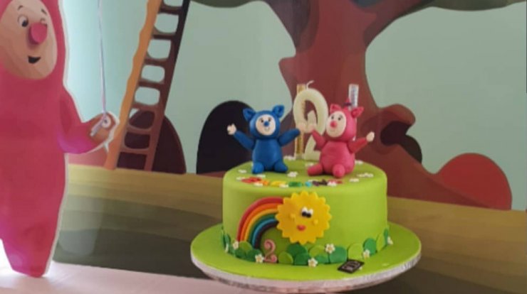 Ζευγάρι της κυπριακής showbiz γιόρτασε τα δεύτερα γενέθλια της κορούλας του! [εικόνες]