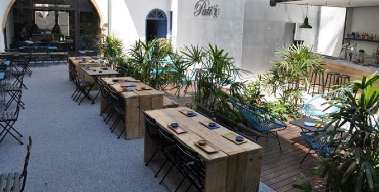 Patio Cocktail.Wine.Tapas Bar