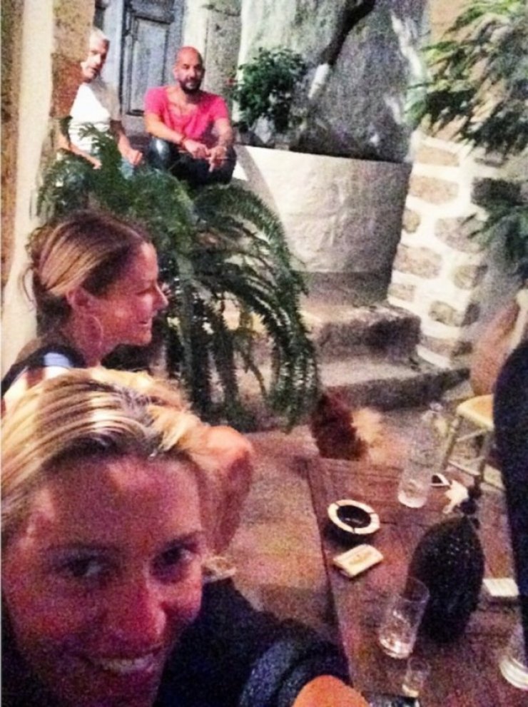 Κωστόπουλος – Μπαλατσινού: Χώρισαν αλλά είναι συνέχεια μαζί [νέες φώτο]