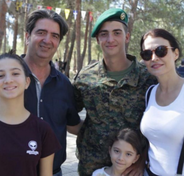 Χριστίνα Παυλίδου: Γιατί είναι έξαλλος ο γιος της μετά τη δημοσιοποίηση της φωτογραφίας του ως λοκατζής;